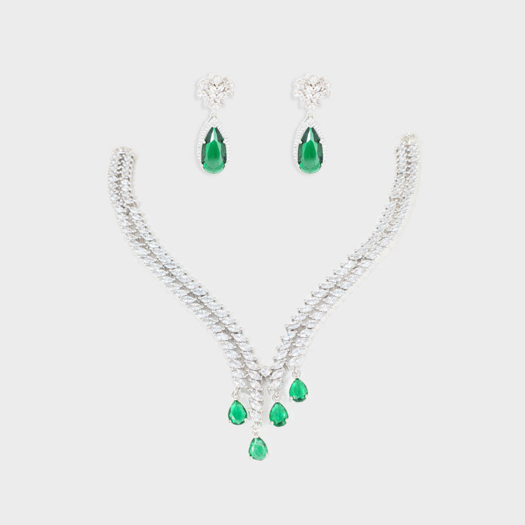 Jeshna Emerald Diamond Necklace Set