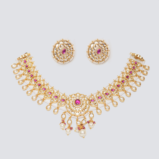 Dayita Kundan Necklace Set