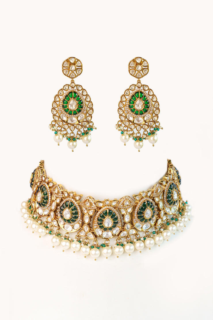 Hemal Kundan Choker Set