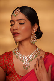 Baina Kundan Set