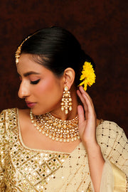 Paakhi Pearl Kundan Set